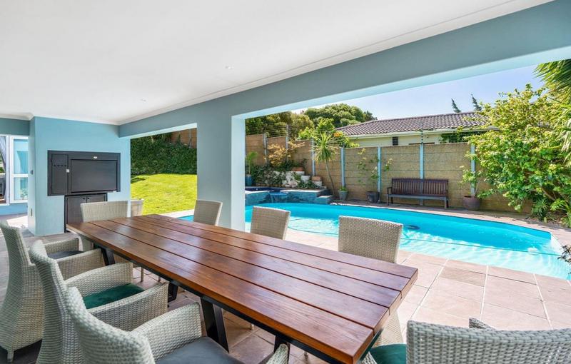 5 Bedroom Property for Sale in Hout Bay Western Cape